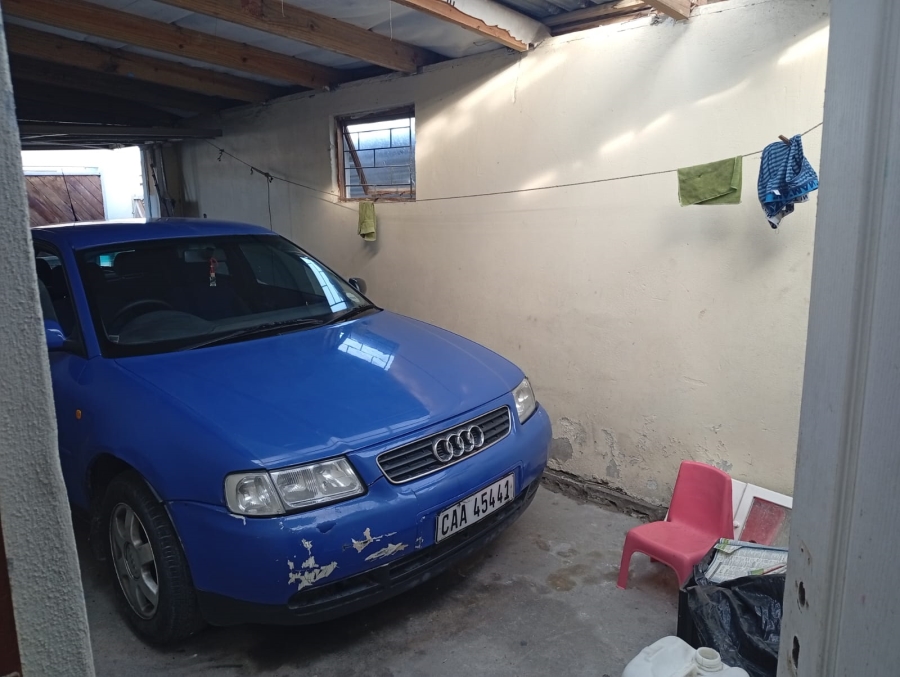 3 Bedroom Property for Sale in Umrhabulo Triangle Western Cape